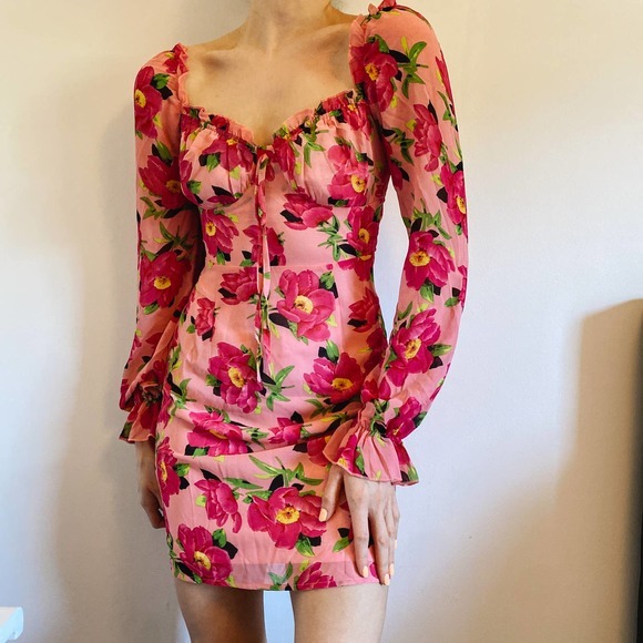 Sweetheart Neck Mini Dresses